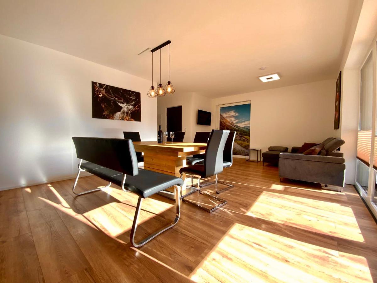 Deluxefort Fuer 10 Gaeste Mit Eigenem Whirlpool Und Fasssauna Imst Luaran gambar