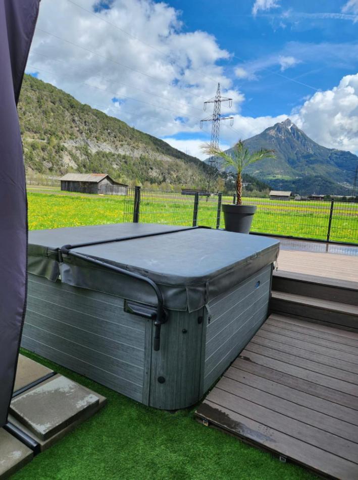 Deluxefort Fuer 10 Gaeste Mit Eigenem Whirlpool Und Fasssauna Imst Luaran gambar